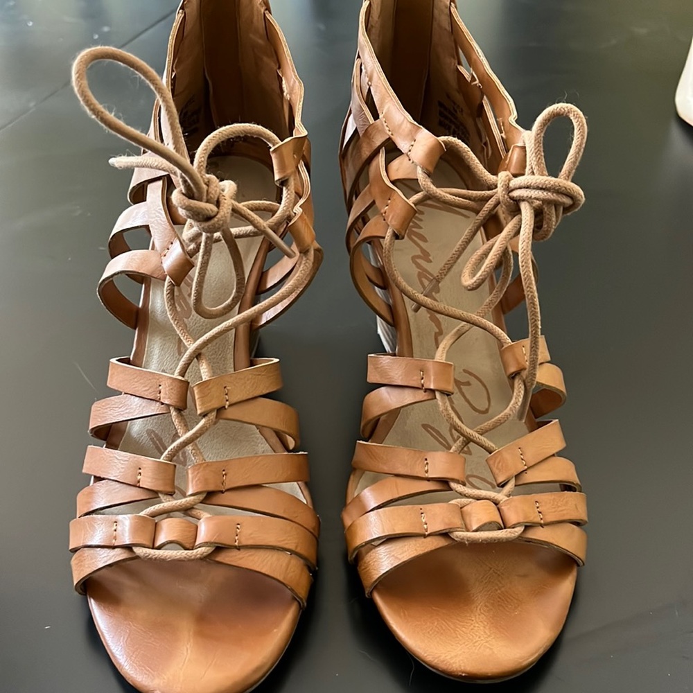 American Rag cie wedge heels
